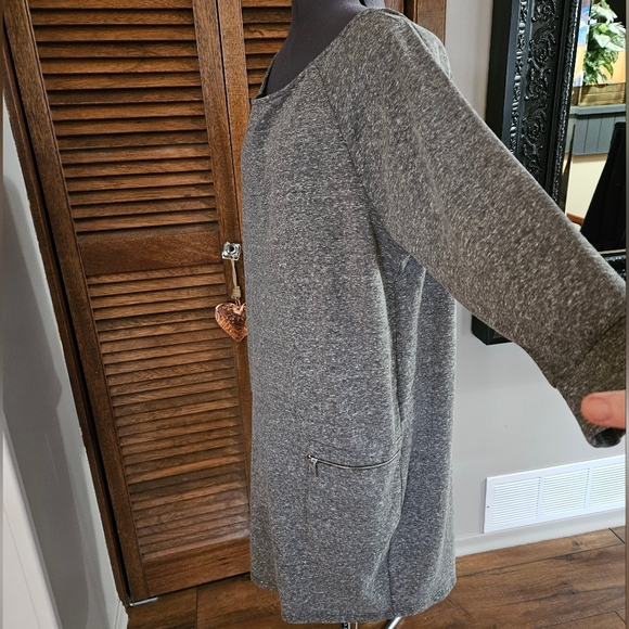 NWT Justfab grey sweater dress. - Picture 4 of 12